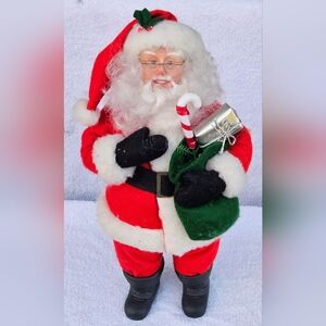 Santa Claus Figurine with Gift Bag 1991 Crestone Family